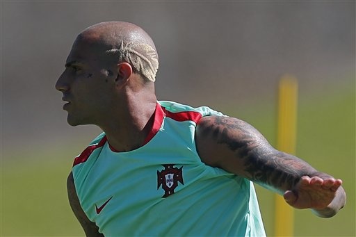 Portugal's Quaresma reveals hairstyle worthy of final