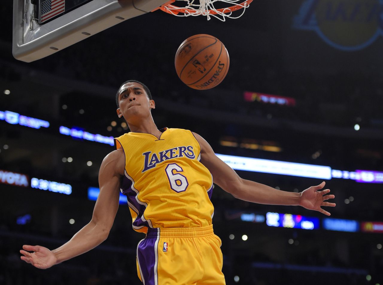 Pinoy fans team up online to send Clarkson to 2017 ASG