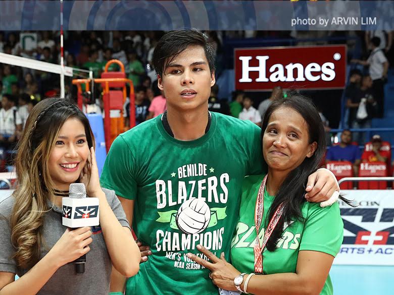 Showbiz na muna -- CSB hitter De Guzman