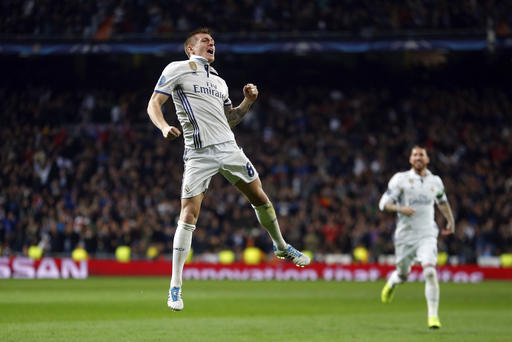 While Barcelona struggles, Real Madrid nears its peak