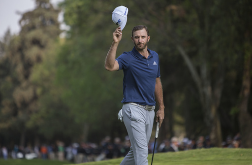 Johnson wins in Mexico in debut as No. 1 player in the world