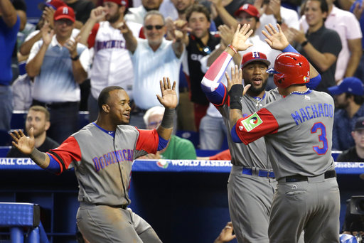Dominican Republic beats Colombia 10-3 in 11 innings in WBC