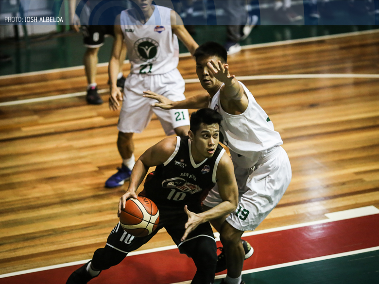 Cignal floors Racal in heavyweight bout for top-seed