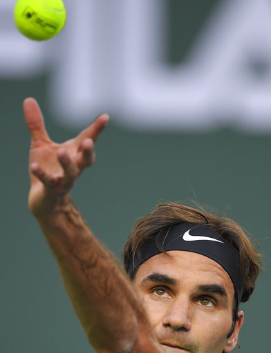 Federer, Nadal win to set up early showdown at Indian Wells