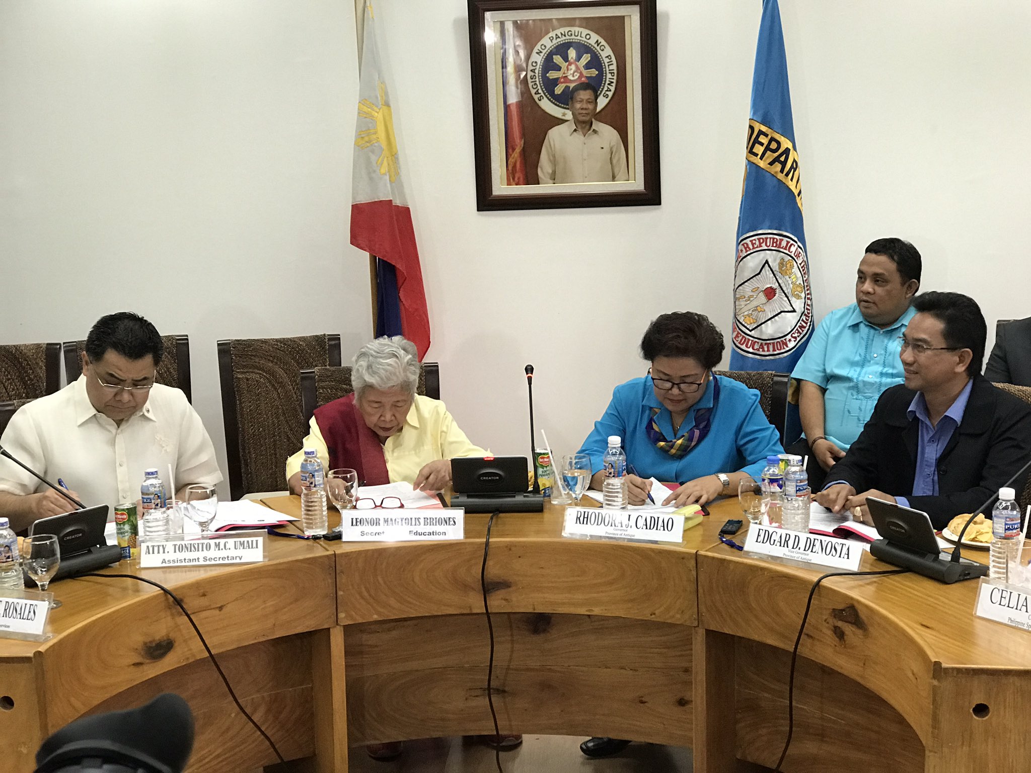 DepEd, Antique ink agreement for 2017 Palarong Pambansa