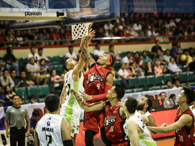 Aces make quick work of Romeo-less Batang Pier