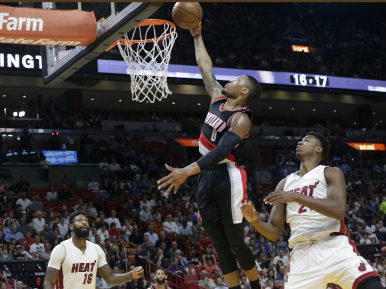Lillard's 49 points lift Blazers over Heat, 115-104