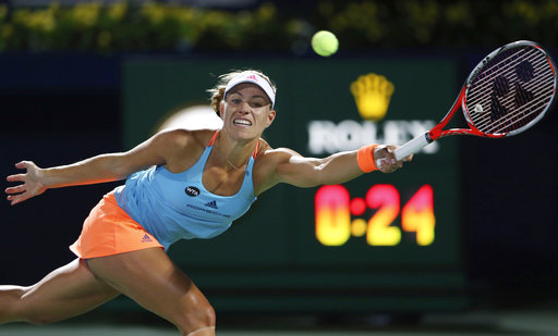 Angelique Kerber retakes No. 1 ranking from Serena Williams