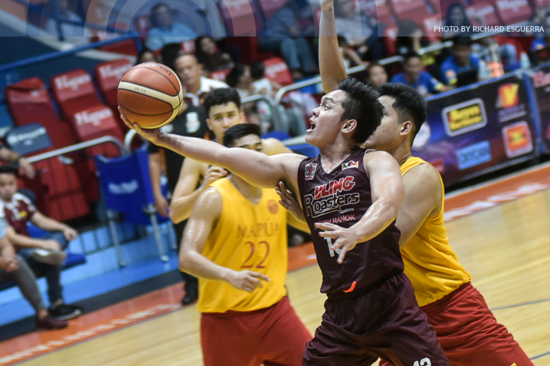 Maroons edge Cardinals for winning debut in FilOil