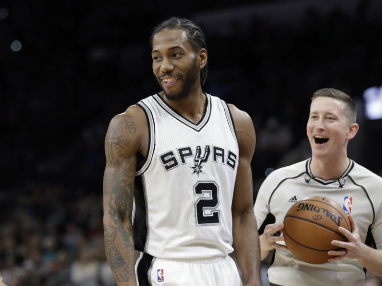 Kawhi Leonard still questionable for game three