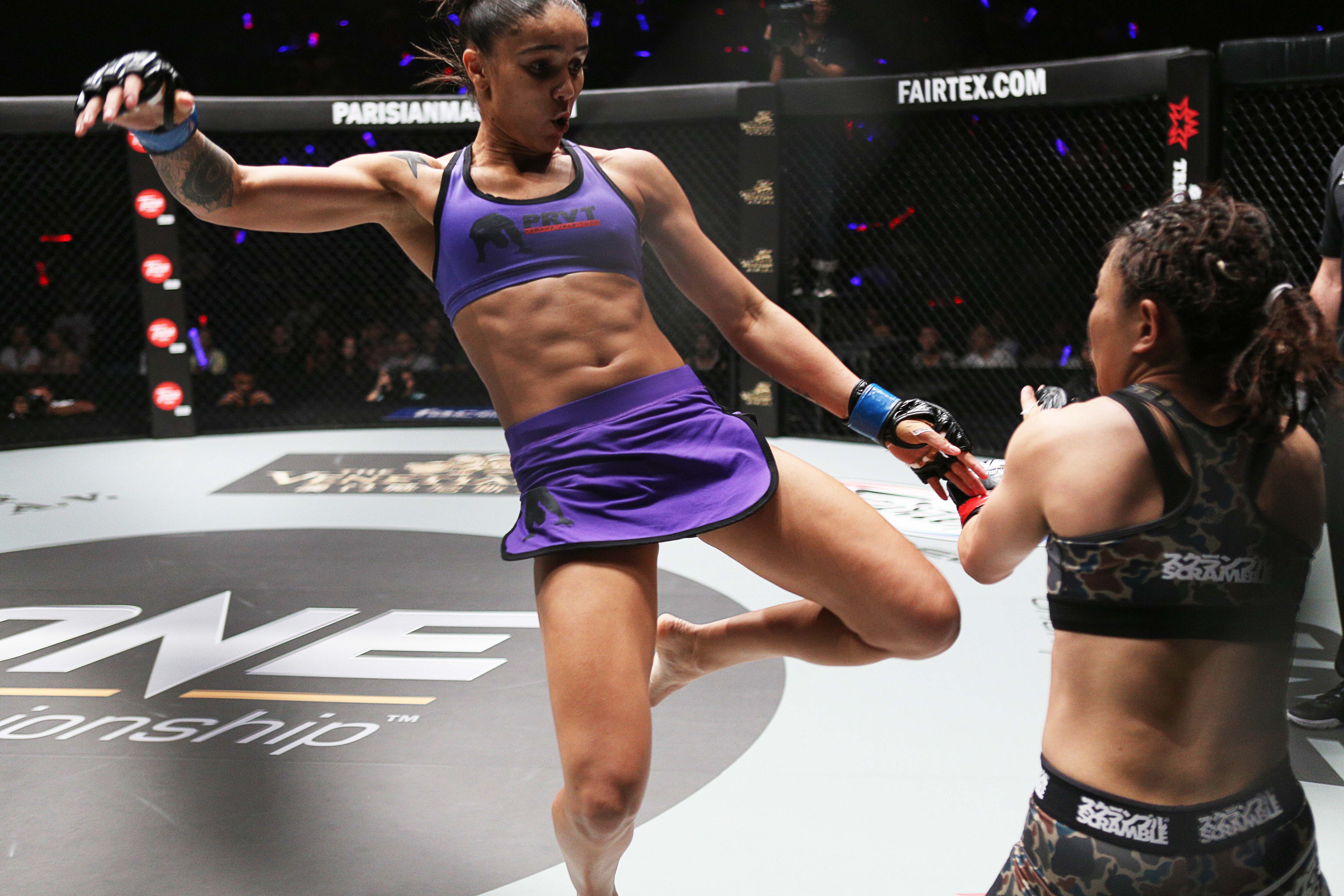Vancouver-born fighter Angela Lee retains MMA title with Singapore win