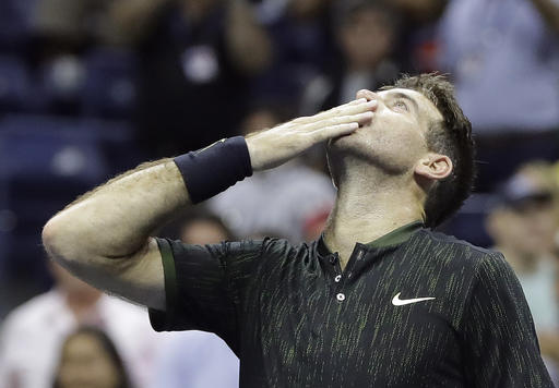 Del Potro could miss French Open because of injuries