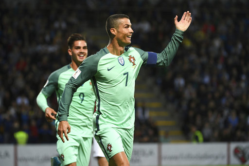 Ronaldo shines for Portugal while Lloris dims French hopes
