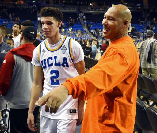 Lonzo Ball's draft stock stays strong with Lakers watching