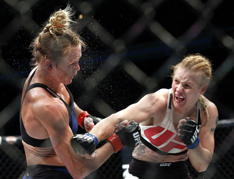http://data-sports.abs-cbn.com/dev/articles/1499392126_ufc-213-globetrotting-webf-small.jpg