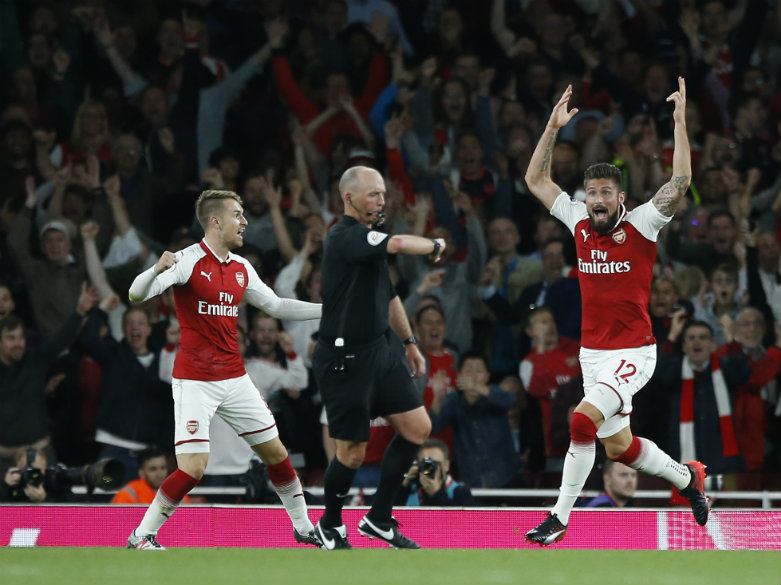 Giroud rescues Arsenal to seal 4-3 opening win vs Leicester