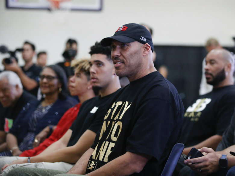 LaVar Ball, family to star in reality show on Facebook