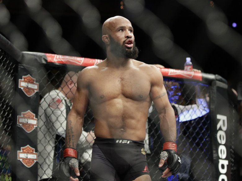 Demetrious Johnson breaks record with 11th title defense
