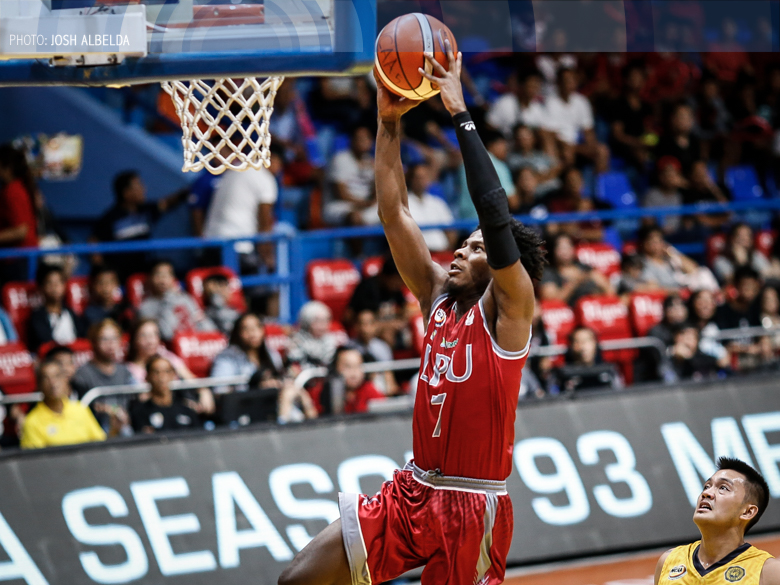Perfect Pirates put on a show against Heavy Bombers